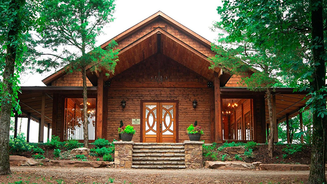 Horsehead Lake Lodge and Event Center 
Clarksville, Arkansas LGBT Wedding Packages
