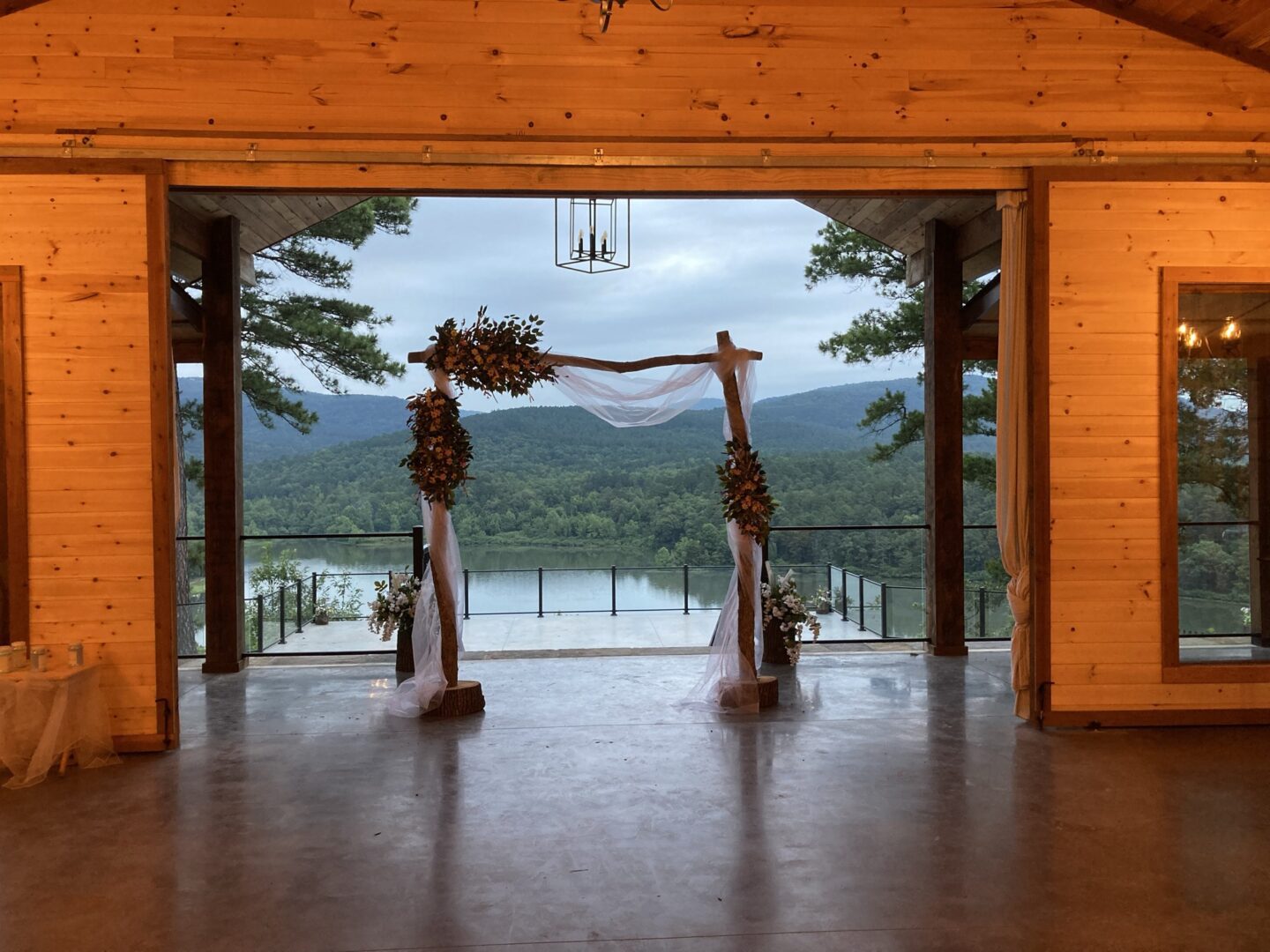 Horsehead Lake Lodge and Event Center 
Clarksville, Arkansas LGBT Wedding Packages
