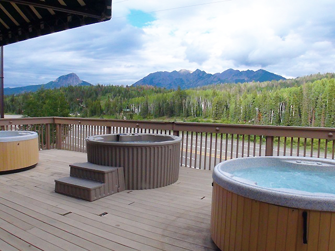 Silverpick Lodge - Hot tubs and spa