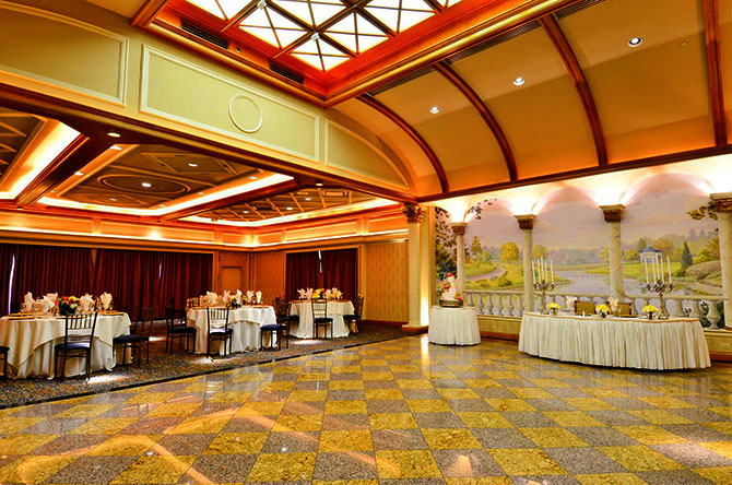 The Waters Edge at Giovanni's - Wedding reception area with vaulted ceilings and granite dance floor