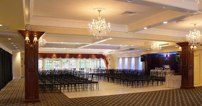 Brandford, Connecticut LGBT Wedding Reception Venue - WoodWinds