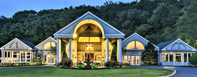 Brandford, Connecticut LGBT Wedding Reception Venue - WoodWinds