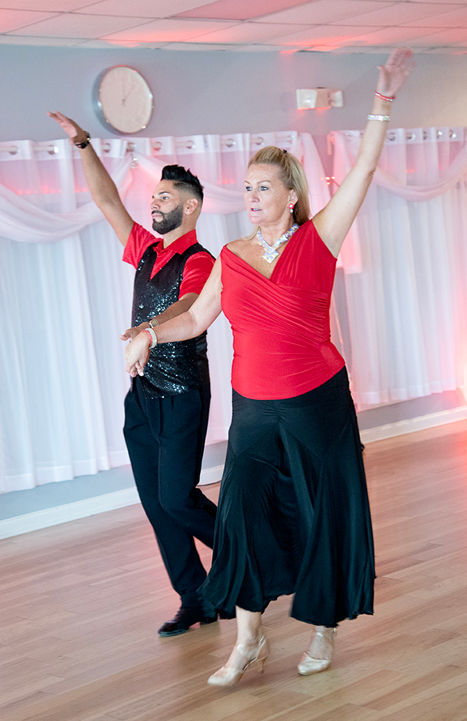 Dance It Studio 
Orlando, Florida LGBTQ Wedding Dance Instructors


Nashville, Tennessee

