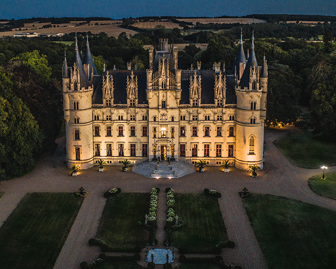 Chateau Challain Events 
Central France LGBT Destination Wedding Reception Venue  Fairytale Castle in the Loire Valley of France - Central France - Challain-la-Potherie 
