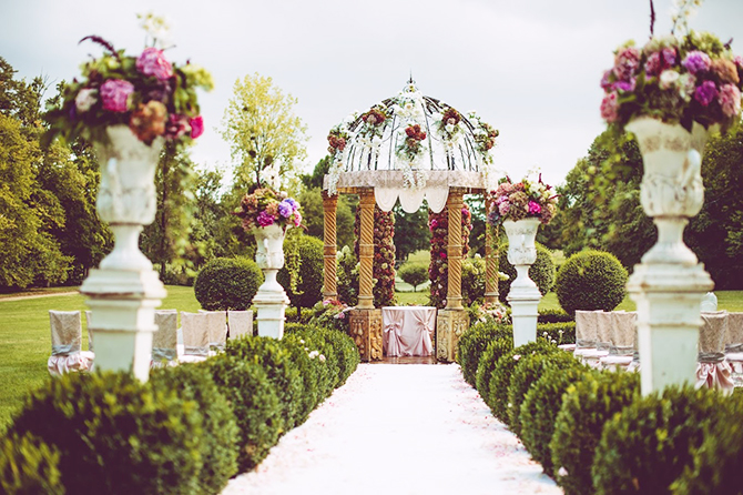 Chateau Challain Events 
Central France LGBT Destination Wedding Reception Venue  Fairytale Castle in the Loire Valley of France - Central France - Challain-la-Potherie 
