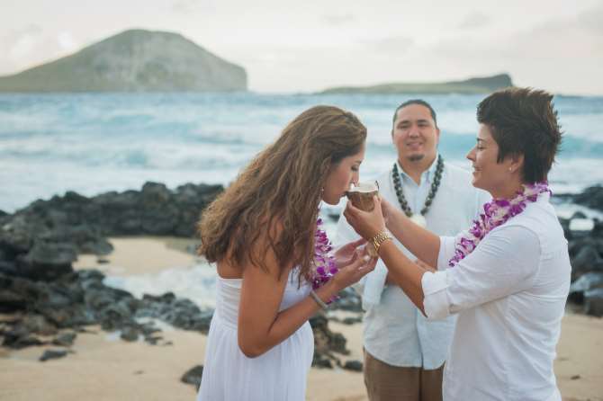 I Do Hawaiian Weddings Oahu same-sex couple