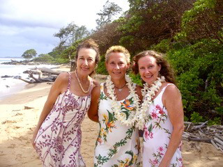 Kauai , Hawaii LGBT Wedding Officiant - Kauai Weddings by Magenta - Kauai Island Destination Wedding