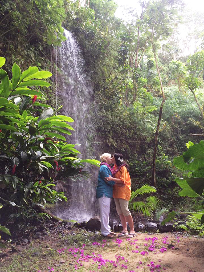 Kauai , Hawaii LGBT Wedding Officiant - Kauai Weddings by Magenta - Kauai Island Destination Wedding