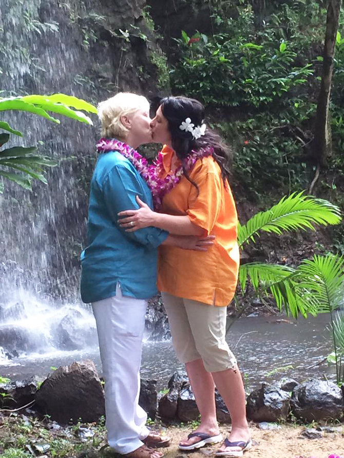 Kauai , Hawaii LGBT Wedding Officiant - Kauai Weddings by Magenta - Kauai Island Destination Wedding