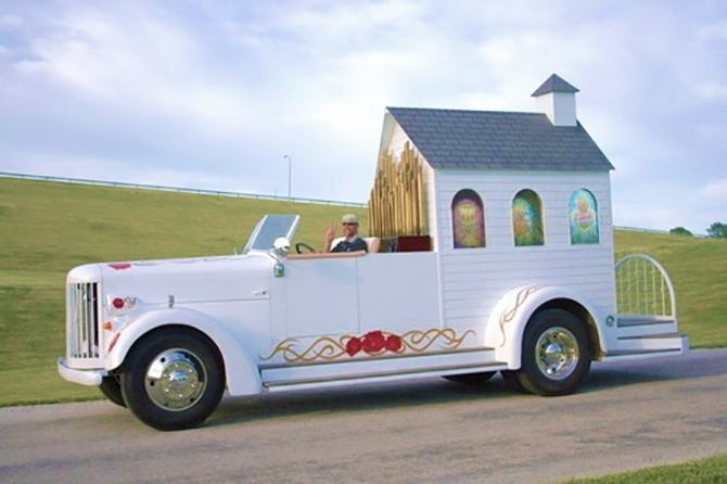 Best Wedding Chapel LGBT Shelbyville Illinois Limo