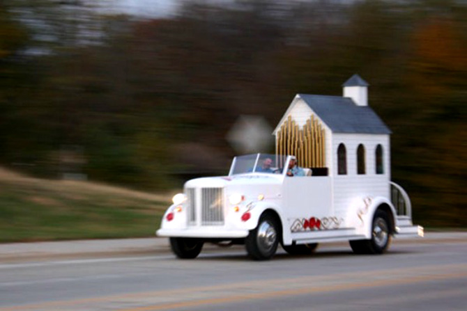 Best Wedding Chapel LGBT Shelbyville Illinois limo chapel on freeway