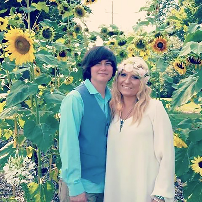 Best Wedding Chapel LGBT Shelbyville Illinois hippie brides sunflowers