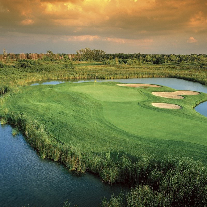 Geneva, IL LGBT Wedding Reception Venue - Eagle Brook Country Club
