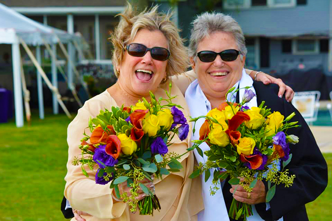 Black Walnut Point Inn - Lesbian brides and bouquets