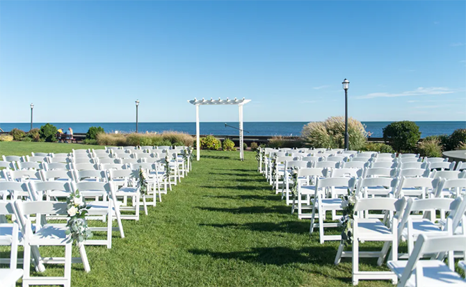 Red Jacket Beach Resort 
Yarmouth, Massachusetts LGBT Wedding Reception Venue


