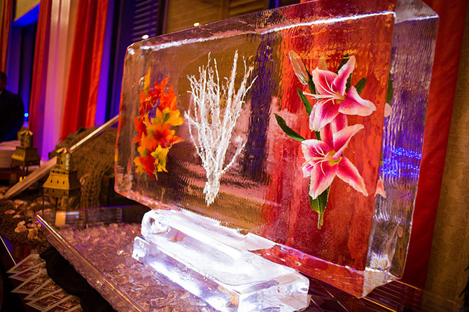 The Grand Summit Hotel - Ice sculpture with flower