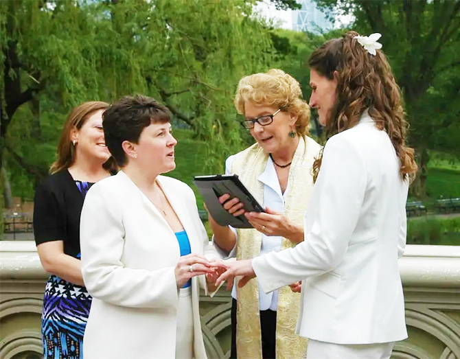 Ceremonies 4 U 
Eastern New York & Connecticut LGBT Wedding Officiant
Reverend Sara Henderson - NYC, Westchester, Dutchess, Fairfield, New Fairfield & Litchfield



