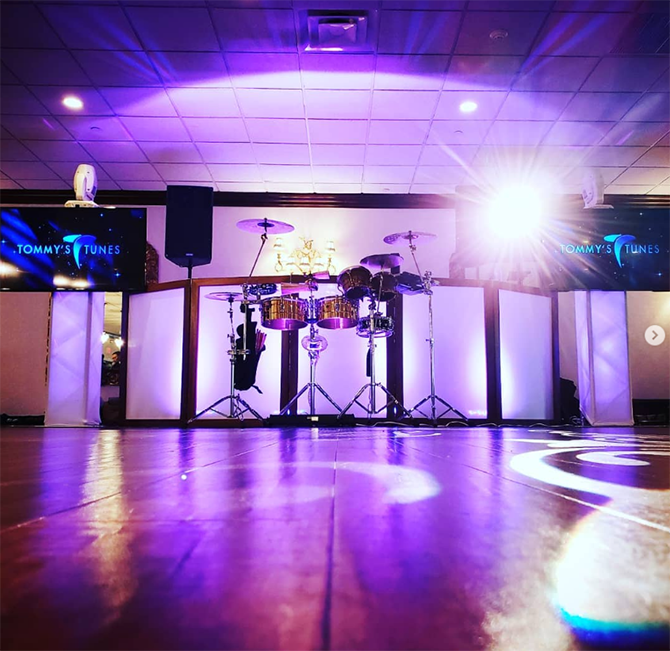 DJ Tommy's Tunes 
Long Island, NY LGBT Wedding Disc Jockey Service
Selden, New York ~ Melville, New York

