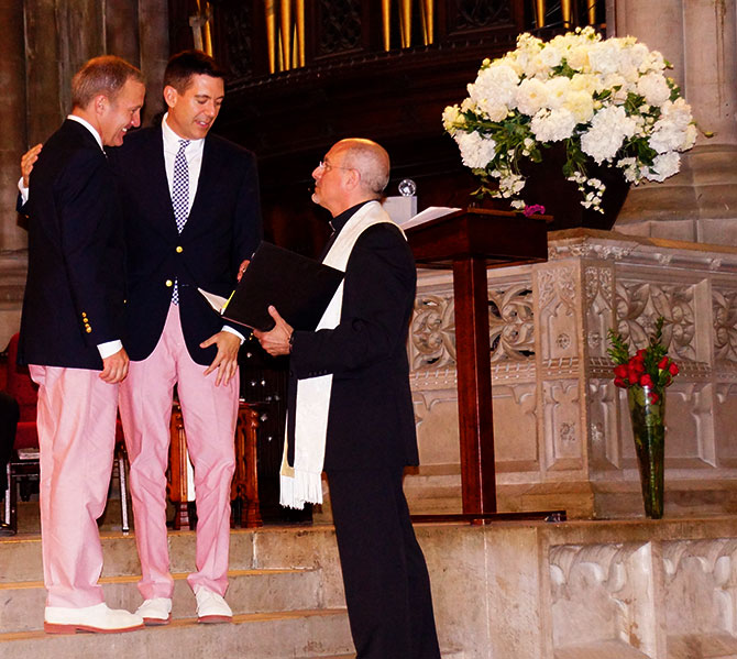 Nyc Gay Minister For Same Sex Marriage Ceremonies Reverend