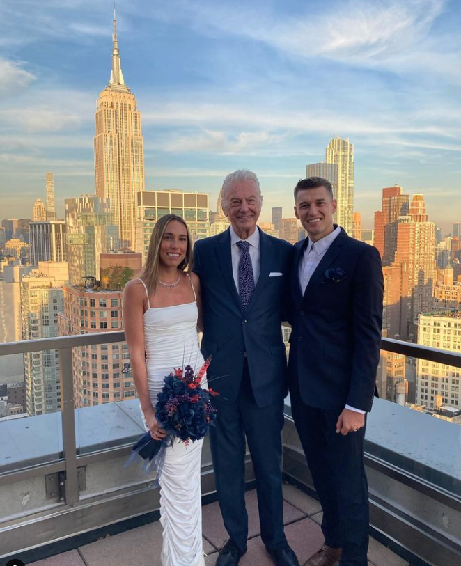 Reverend Ron Sheppard 
New York City LGBT Wedding Reverend


