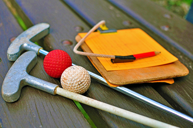 Score pad, putt putt golf clubs and pencils - DFW, Texas Mini Golf Rentals for Wedding Parties