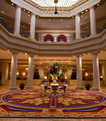 Westfields Marriott Washington Dulles - Majestic dome lobby entry