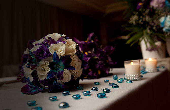 Anthony's Pier 9 - Bouquet and candlelight