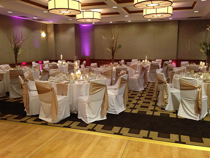 Embassy Suites Chicago indoor wedding reception