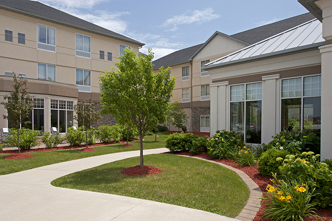 outdoor landscaping - Hilton Garden Inn LGBT Wedding Hotel Ames Iowa