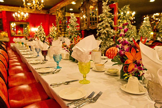 Madonna Inn San Luis Obispo California - Reception Table