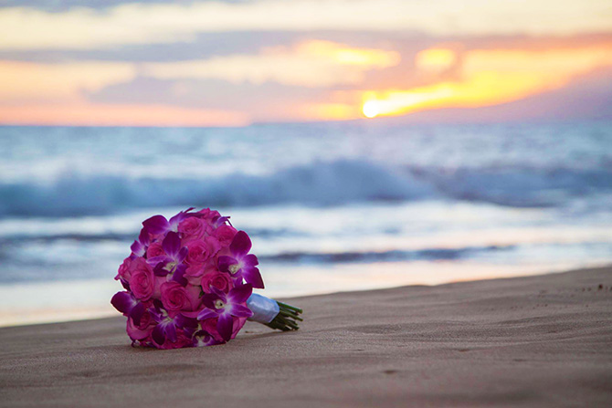 Maui Aloha Weddings Kihei Hawaii - Bouquet At Sunset