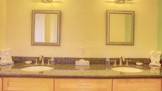 Granite bathrooms - Maui Sunseeker Maui’s Largest Gay & Lesbian Resort in Hawaii