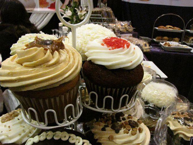 Tasty Catering - wedding cupcakes